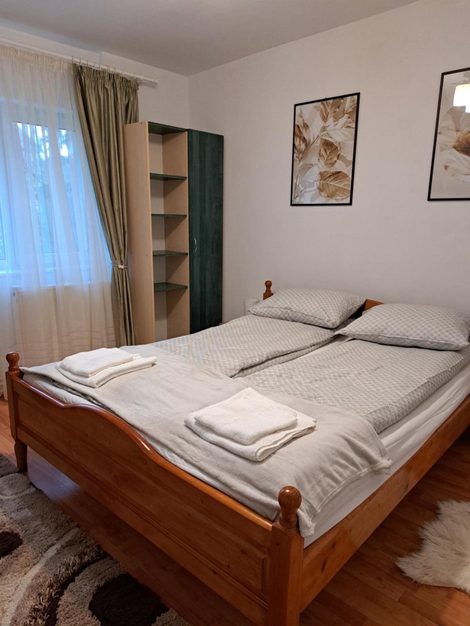 Deny Apartman Сфинту-Ґеорґе Екстер'єр фото
