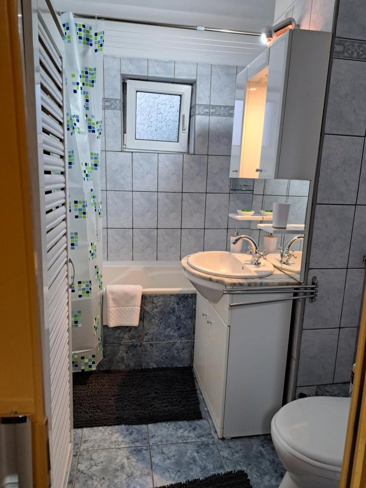 Deny Apartman Сфинту-Ґеорґе Екстер'єр фото