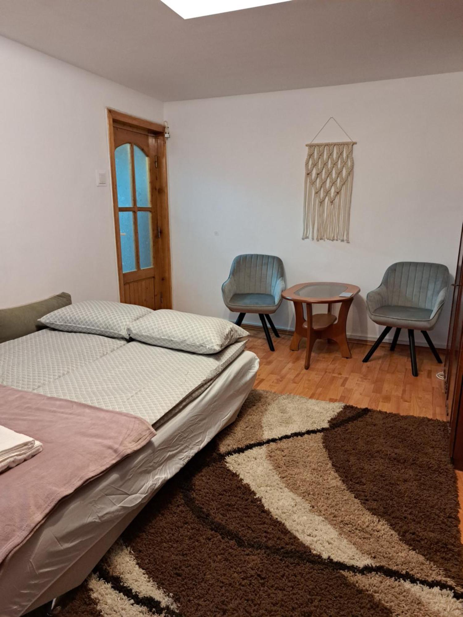 Deny Apartman Сфинту-Ґеорґе Екстер'єр фото